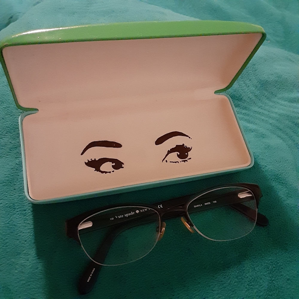 Kate Spade eye glasses / case